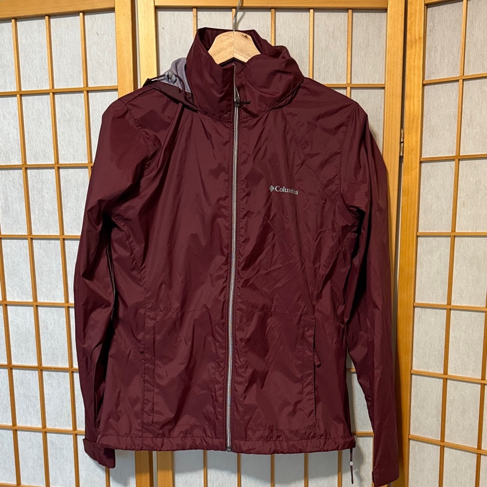 Columbia Burgundy Lightweight Jacket